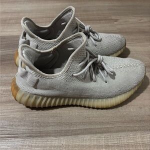 Yeezy 350 V2 Dark Gray Sneakers